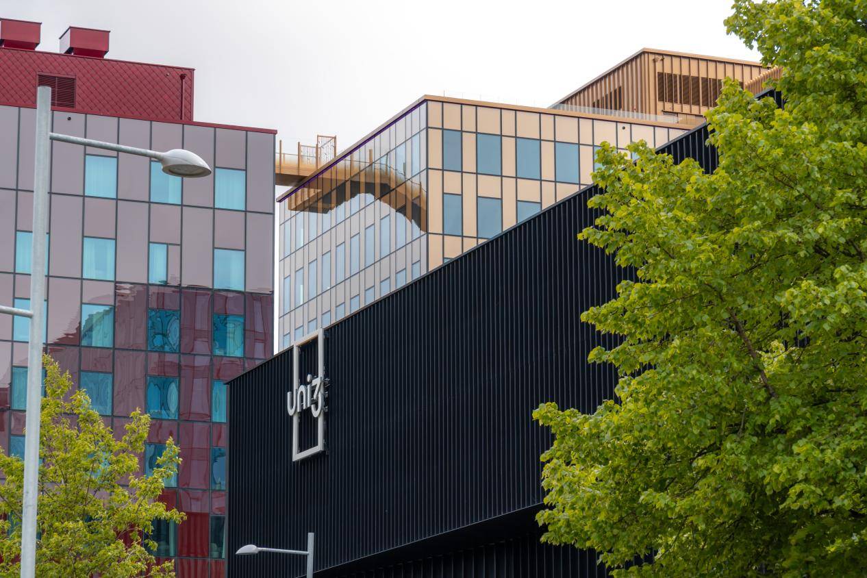 9月25日,吉利汽車通過視頻直播,首次全面開放位于瑞典哥德堡的歐洲創(chuàng)新中心(Uni3)