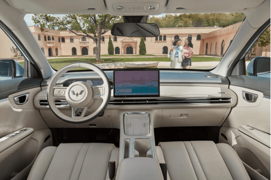 五菱繽果S正式登場:高質(zhì)感小車的新標桿