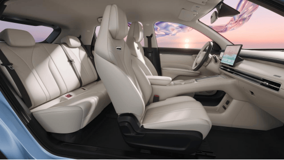 五菱繽果S正式登場:高質(zhì)感小車的新標桿