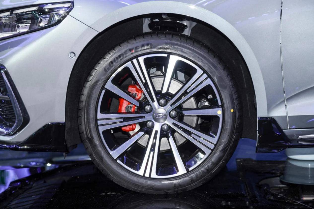 2026款吉利星瑞東方曜怎么樣?三大件解析,入門款夠安全嗎?