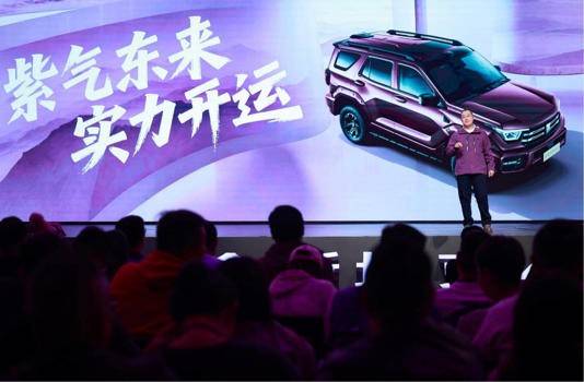 潮酷越野新風(fēng)向,全新坦克400憑什么成年輕人心頭好?