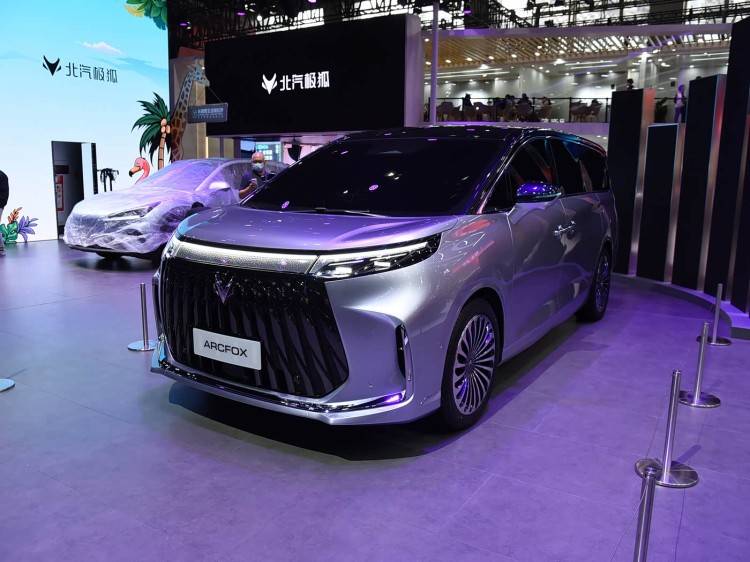 11月份五款高端綠牌MPV汽車備戰廣州車展!