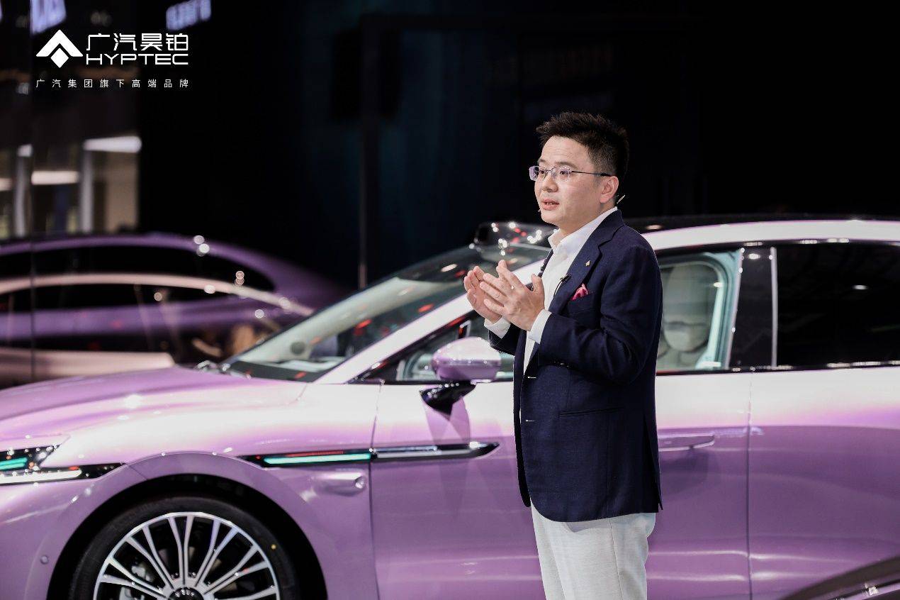 廣汽昊鉑A800廣州車展全球內(nèi)飾首發(fā),全速?zèng)_刺高速L3商用