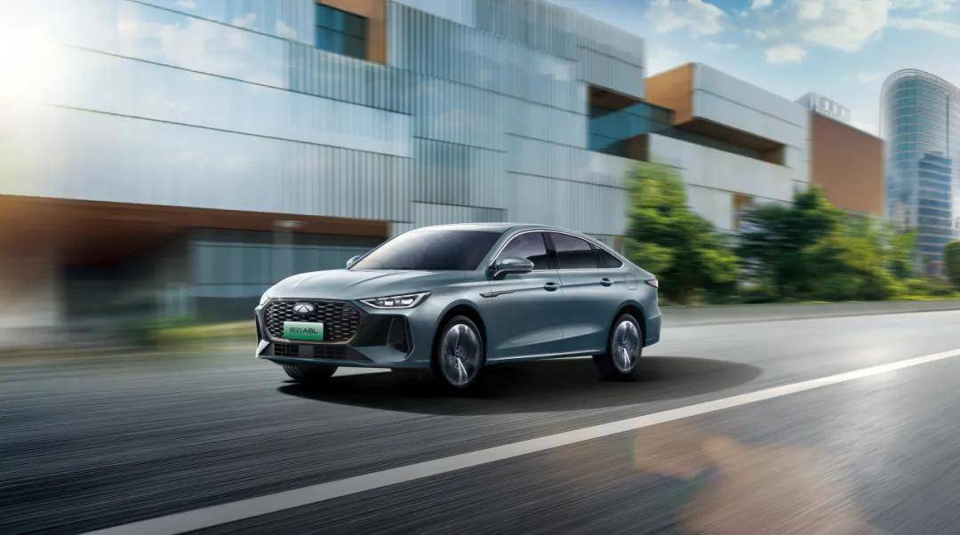 暴擊三連問:動力、安全、舒適,風云A8L你妥協了哪一樣?