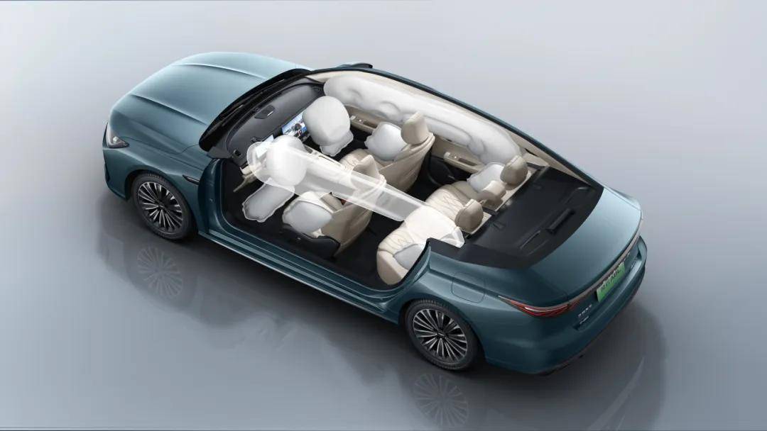 暴擊三連問:動力、安全、舒適,風云A8L你妥協了哪一樣?