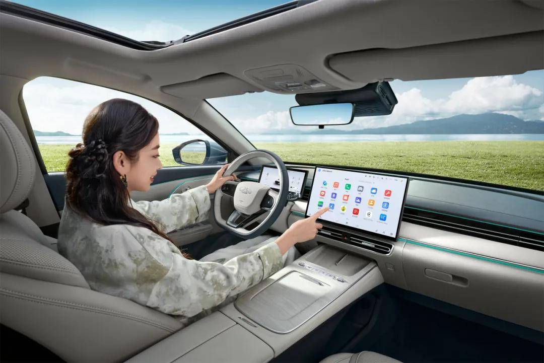 暴擊三連問:動力、安全、舒適,風云A8L你妥協了哪一樣?