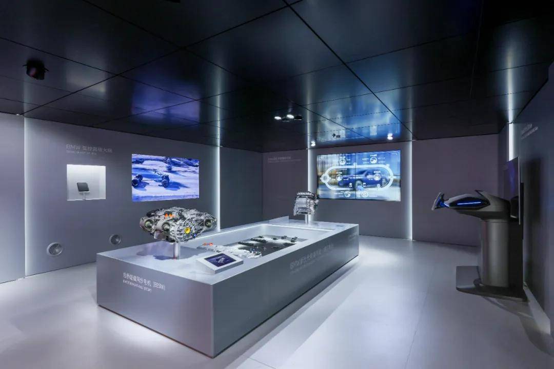 新世代開啟強(qiáng)大攻勢(shì),成就寶馬之躍