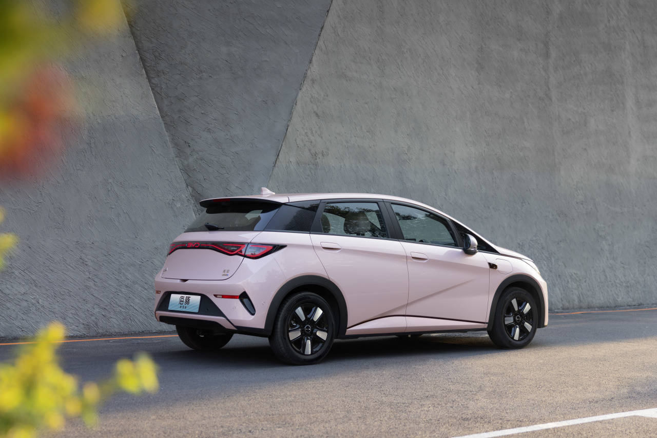 深度解析比亞迪海豚“百萬之路”:什么才叫A0級純電標桿?