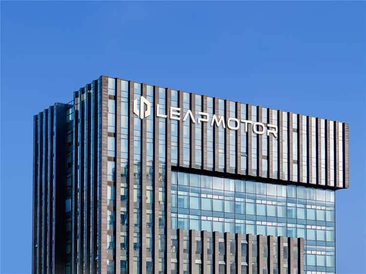 零跑汽車“系統級打法”闖入戰局,瞄準了單一產品模式無法觸及的深層價值洼地