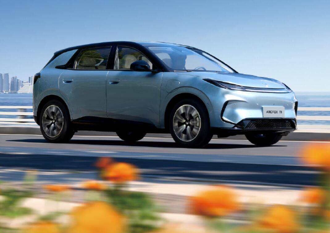 配備激光雷達 零跑A10開啟盲訂 跟元UP、極狐T1同級 誰更香?