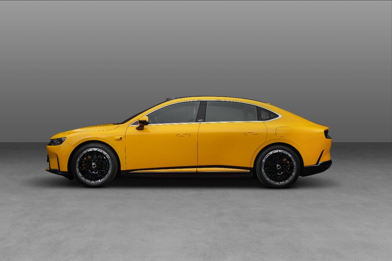 smart精靈6號亮相工信部,定位豪華掀背轎車,綜合續(xù)航超1800公里