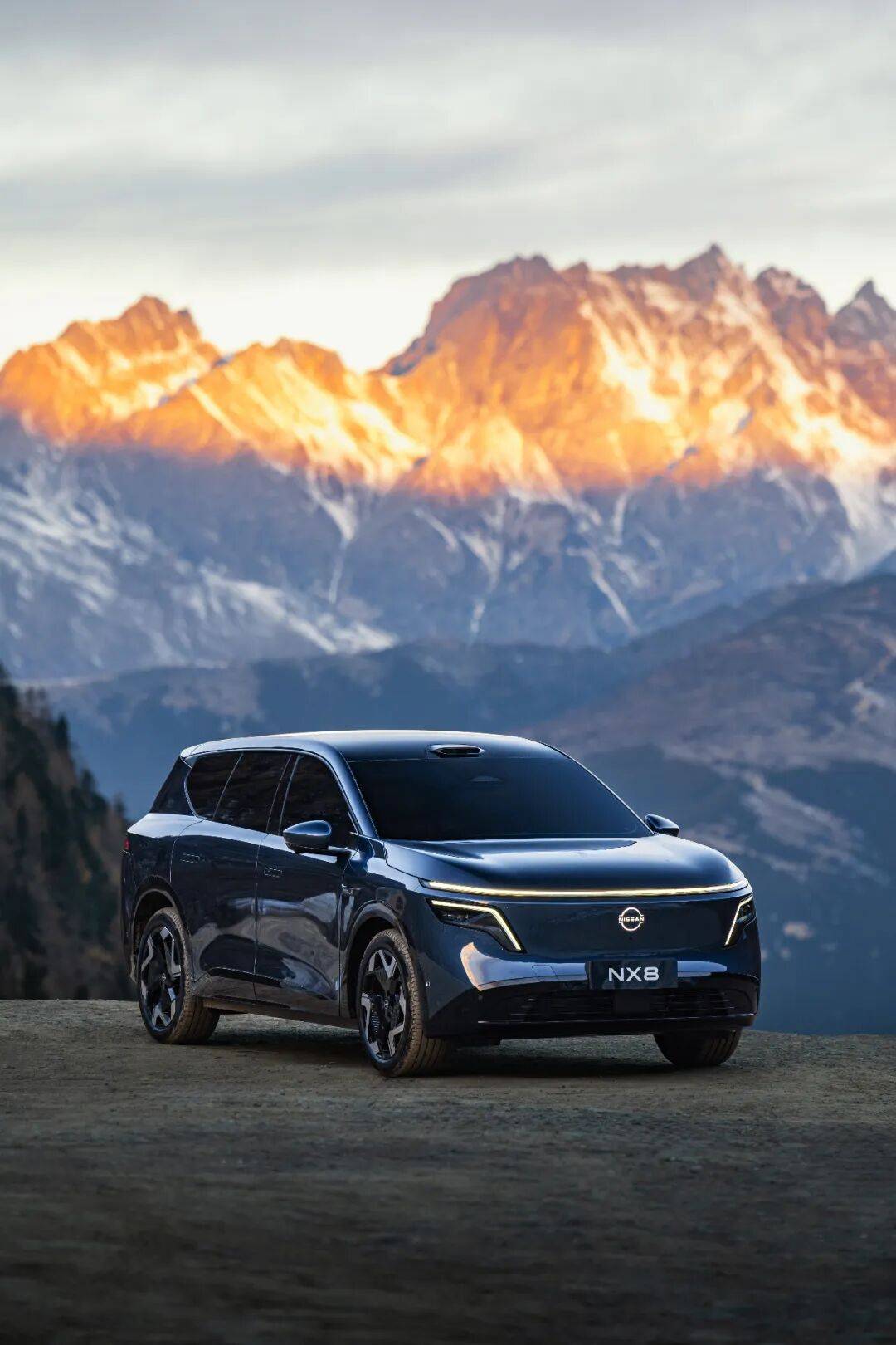 東風日產NX8,800V高壓平臺+寧德時代5C超充、再疊加激光雷達智駕